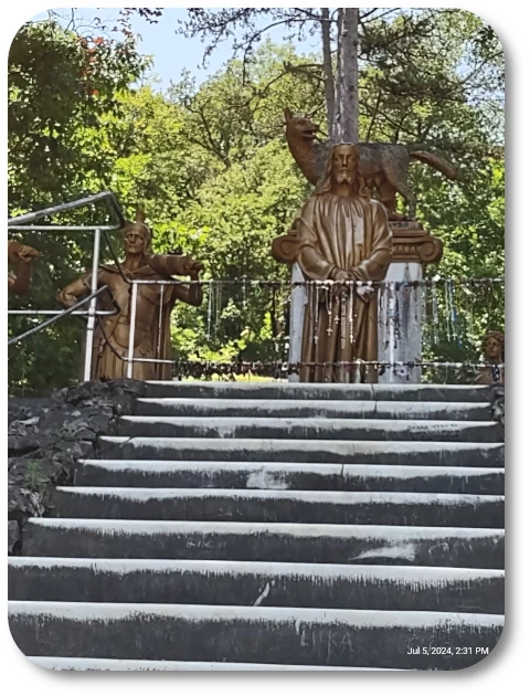 RC Lourdes HS Grounds 09