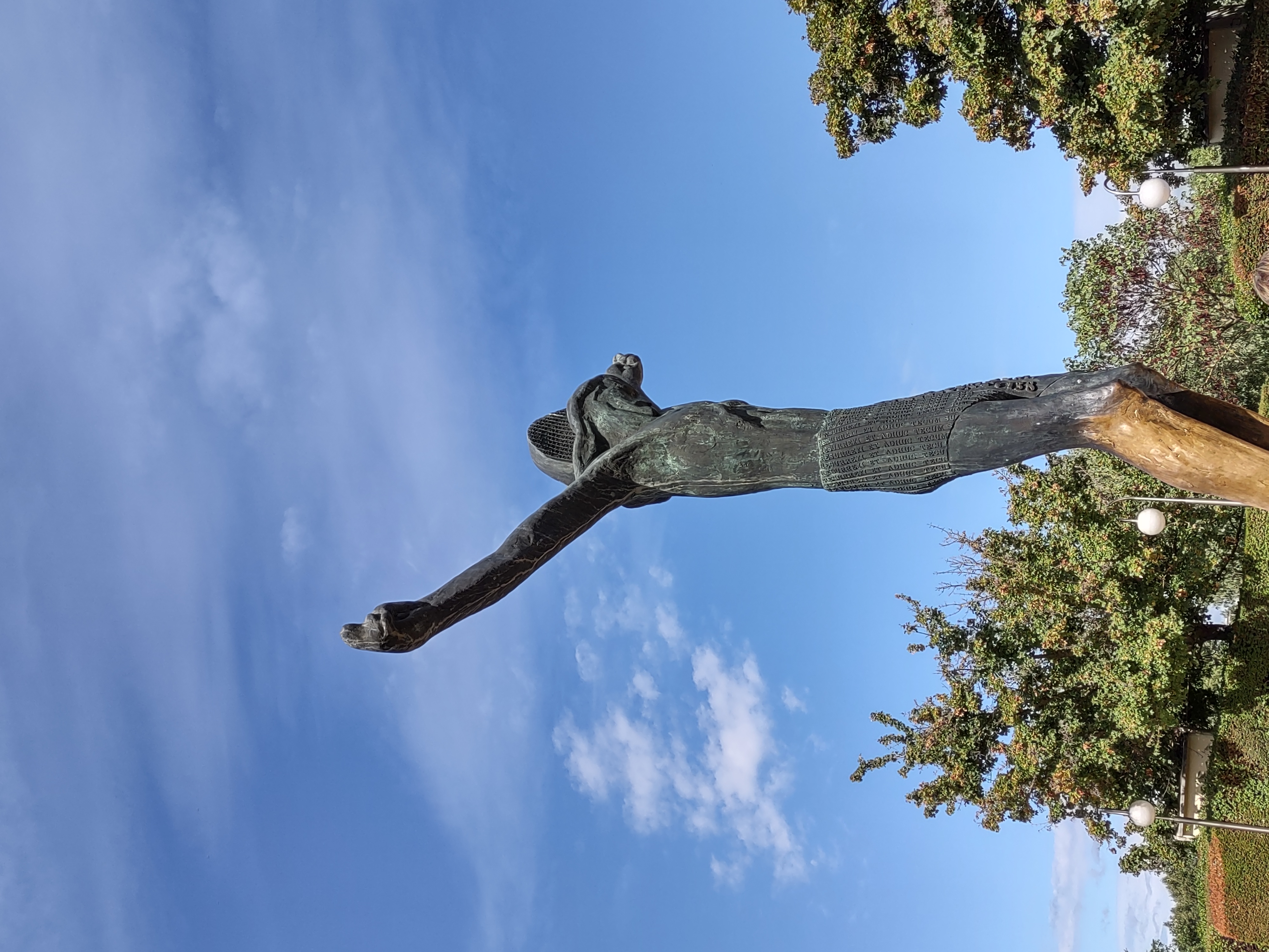 med Walk to Church 817