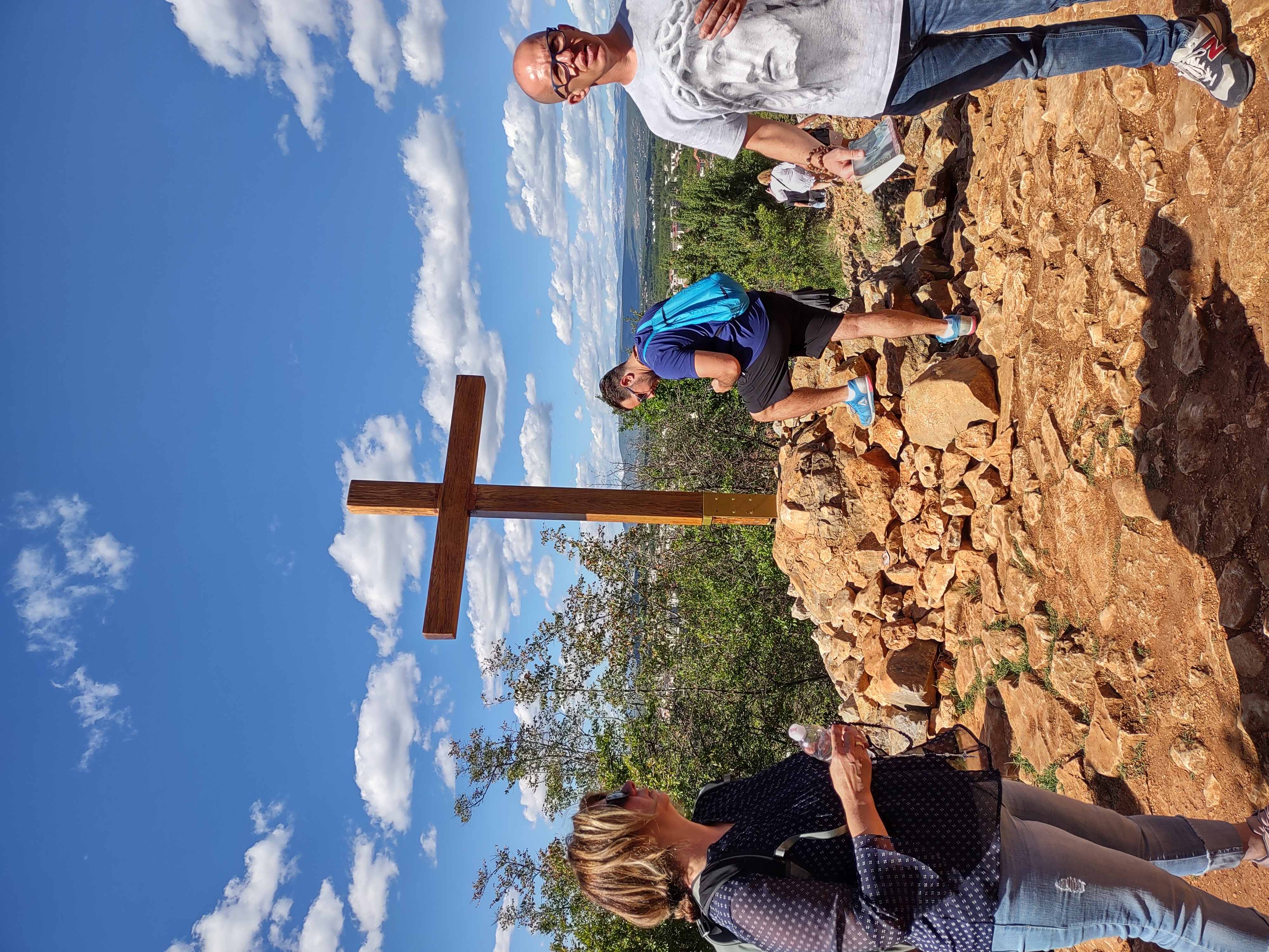 med apparition hill 606