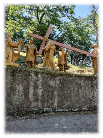 Lourdes High Station 06 - Lourdes Espelugues Grotto