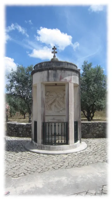 Via Crucis Station 03 - Valinhos Sanctuary