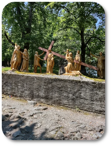 Station 8, Jesus Meets the Women of Jerusalem, at the Lourdes Espelugues